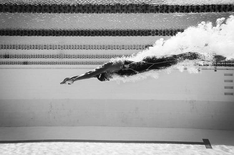 A sport psychologist in swimming: dealing with monotony and pre-race anxiety